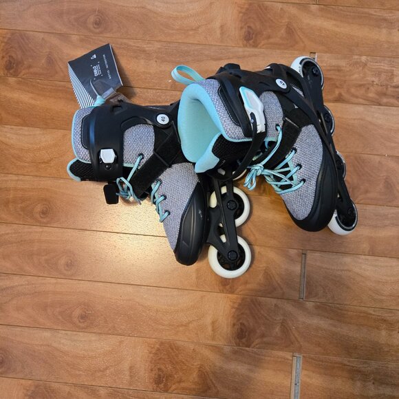 Roller skates - Picture 2 of 3